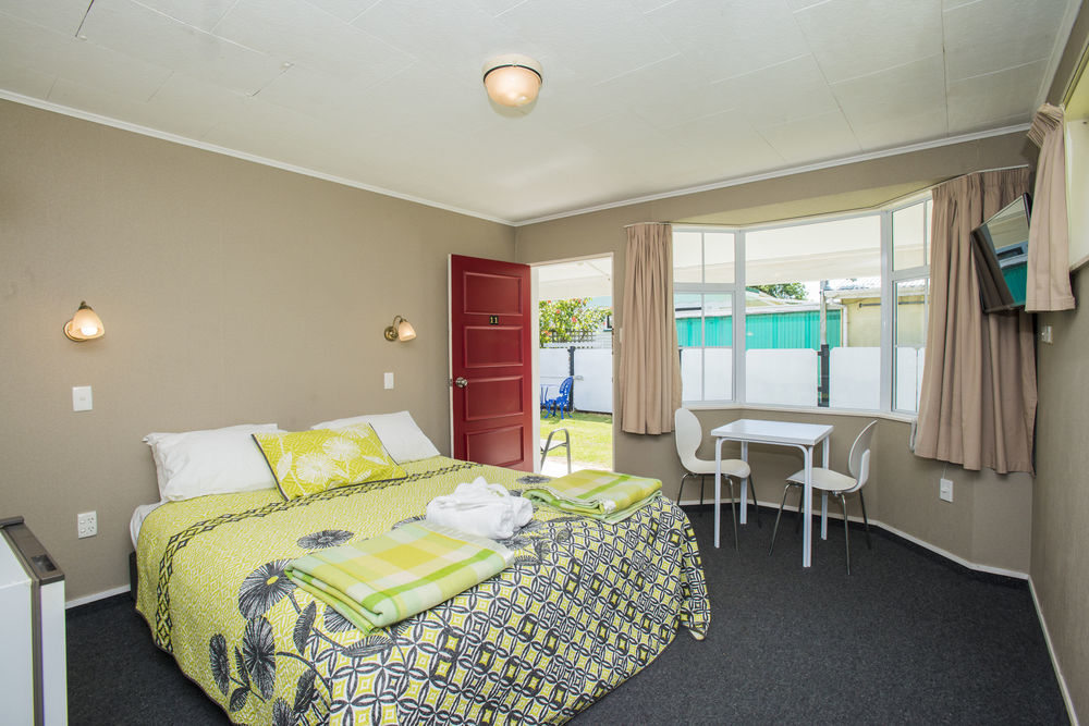 Motel Colonial On Gladstone Gisborne Exterior foto